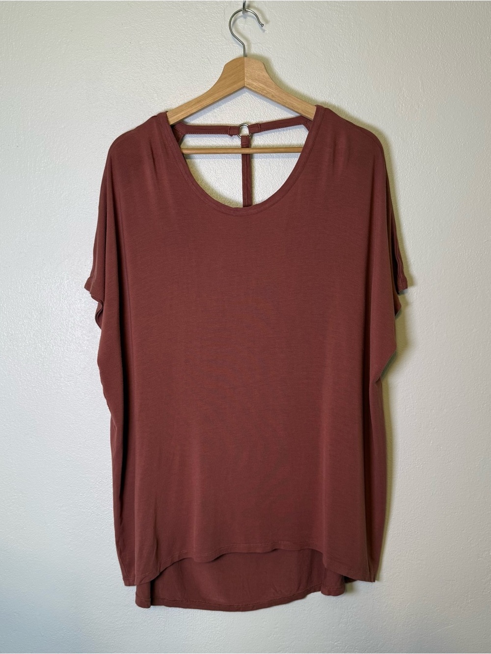 Maurices Scoop Neck Dolman Sleeve T-Back Detail Tunic Top Size 2X Boho Flowy Fem